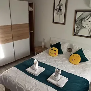 https://apt-comfortable-university-square.bucharesthotelsnow.com
